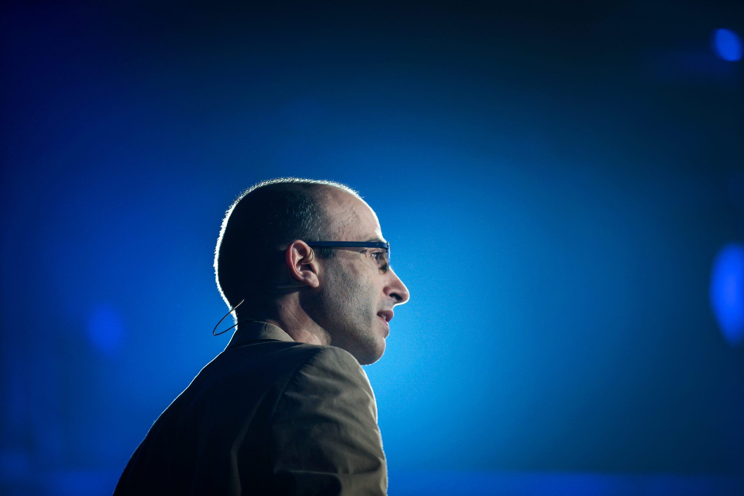 ingo PEACE. Signs Agreement with World-Renowned Historian Yuval Noah Harari